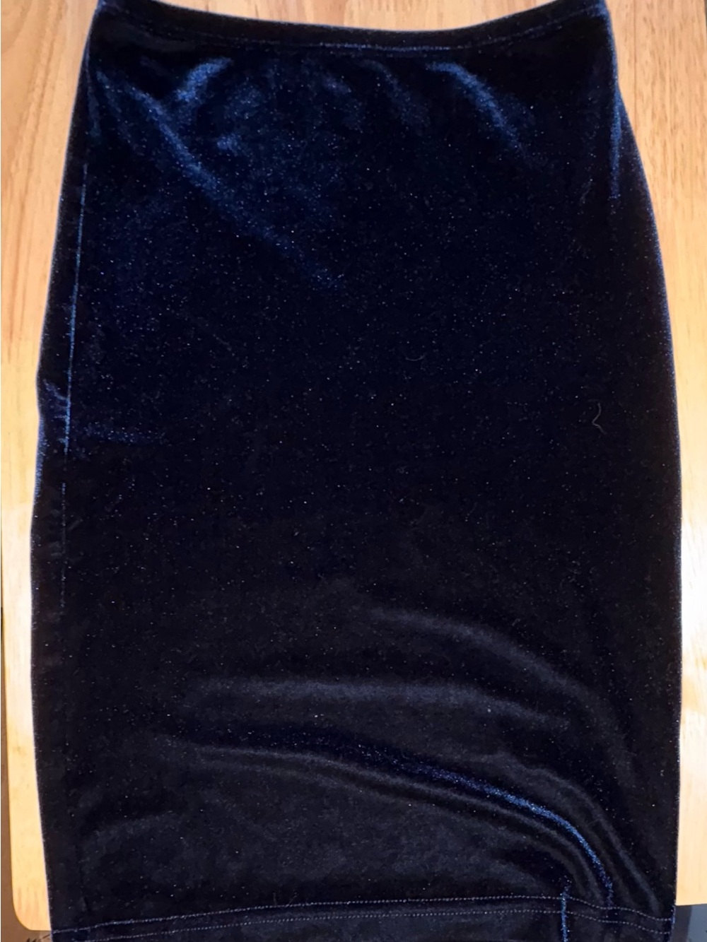 American Apparel Velvet Pencil Skirt in Navy